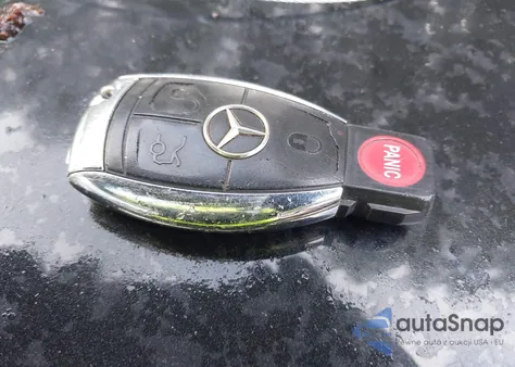 2009 Mercedes-Benz R 350 4Matic z USA, uszkodzony, nr VIN 4JGCB65E59A091087